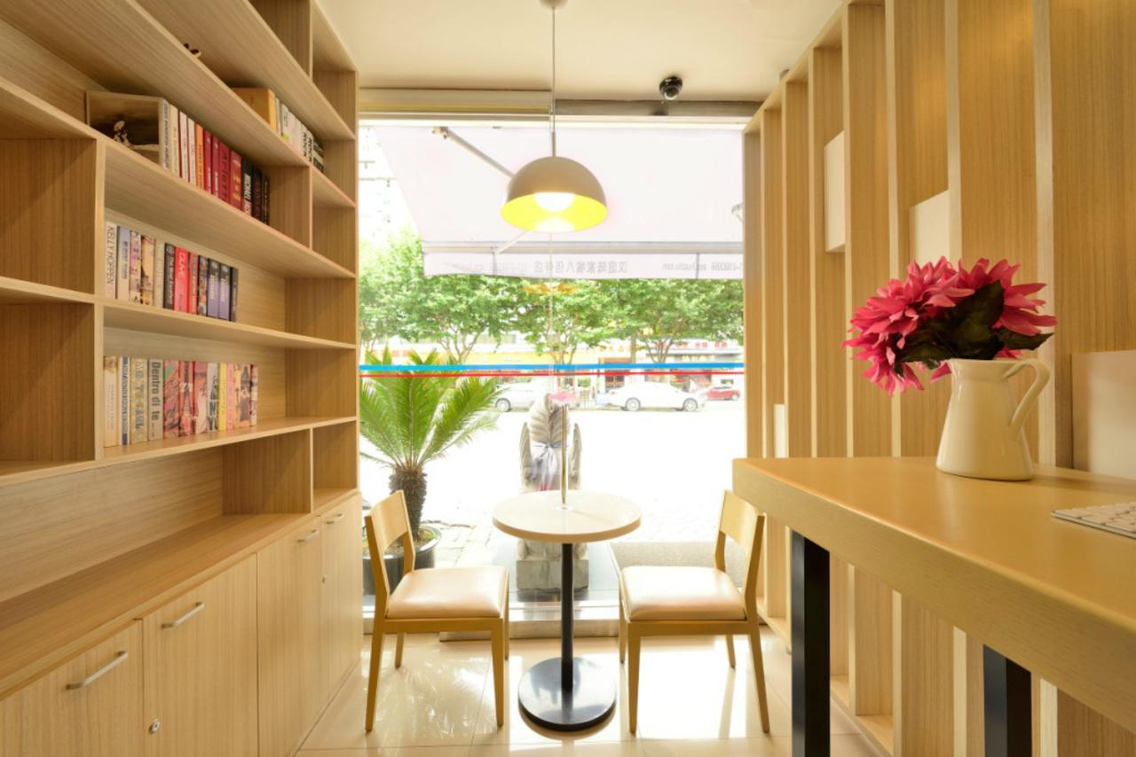 Hanting Express Shanghai Jiazhan Road Zewnętrze zdjęcie